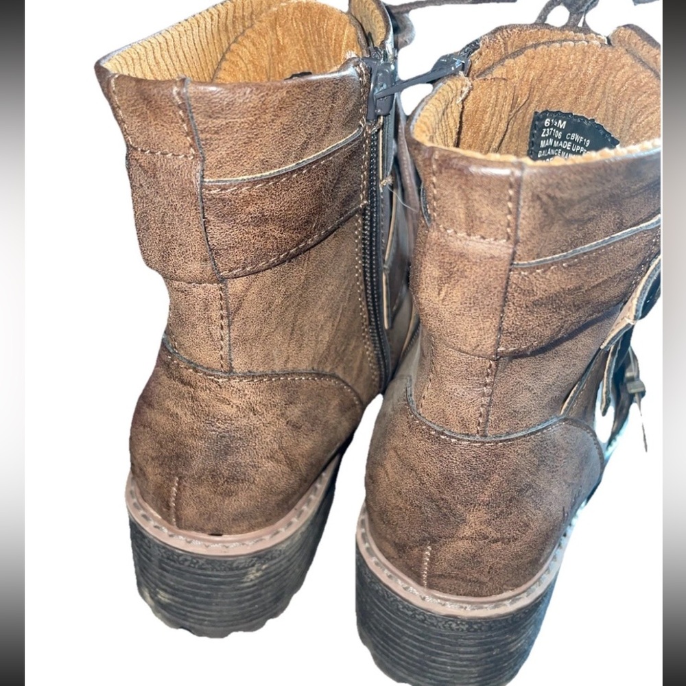 b.o.c Brown Combat Ankle Boots Buckle Zipper Lace-Up Women's Size 6.5 - Picture 5 of 9